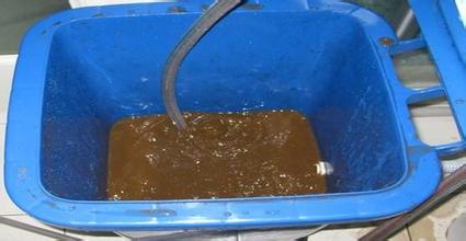 塘沽欧美小镇采用我公司最新的地采暖脉冲清洗设备对户内地采暖进行清洗作业，效果不错。